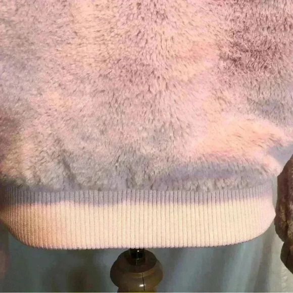 Love Tree Light Pink Soft Faux Fur Fluffy Bomber Coat Jacket Women Size Large - Picture 11 of 15